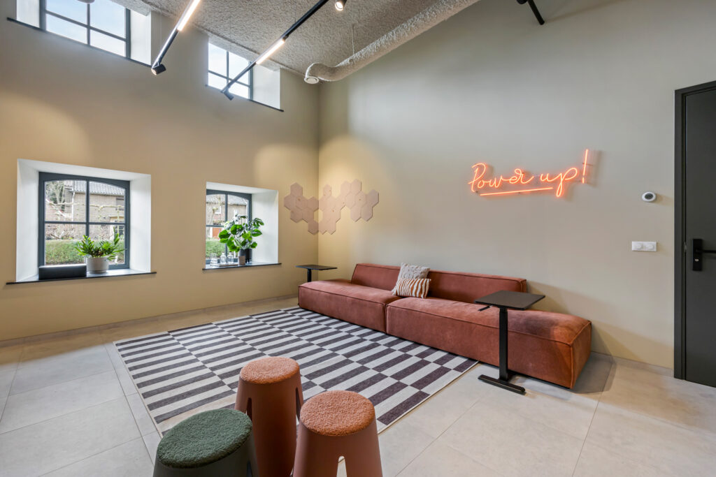 De studio ruimte, capaciteit tot 10 personen en 29 m2 oppervlakte